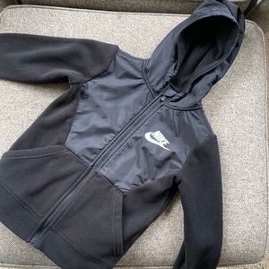 Nike boys medium lightweight coat
